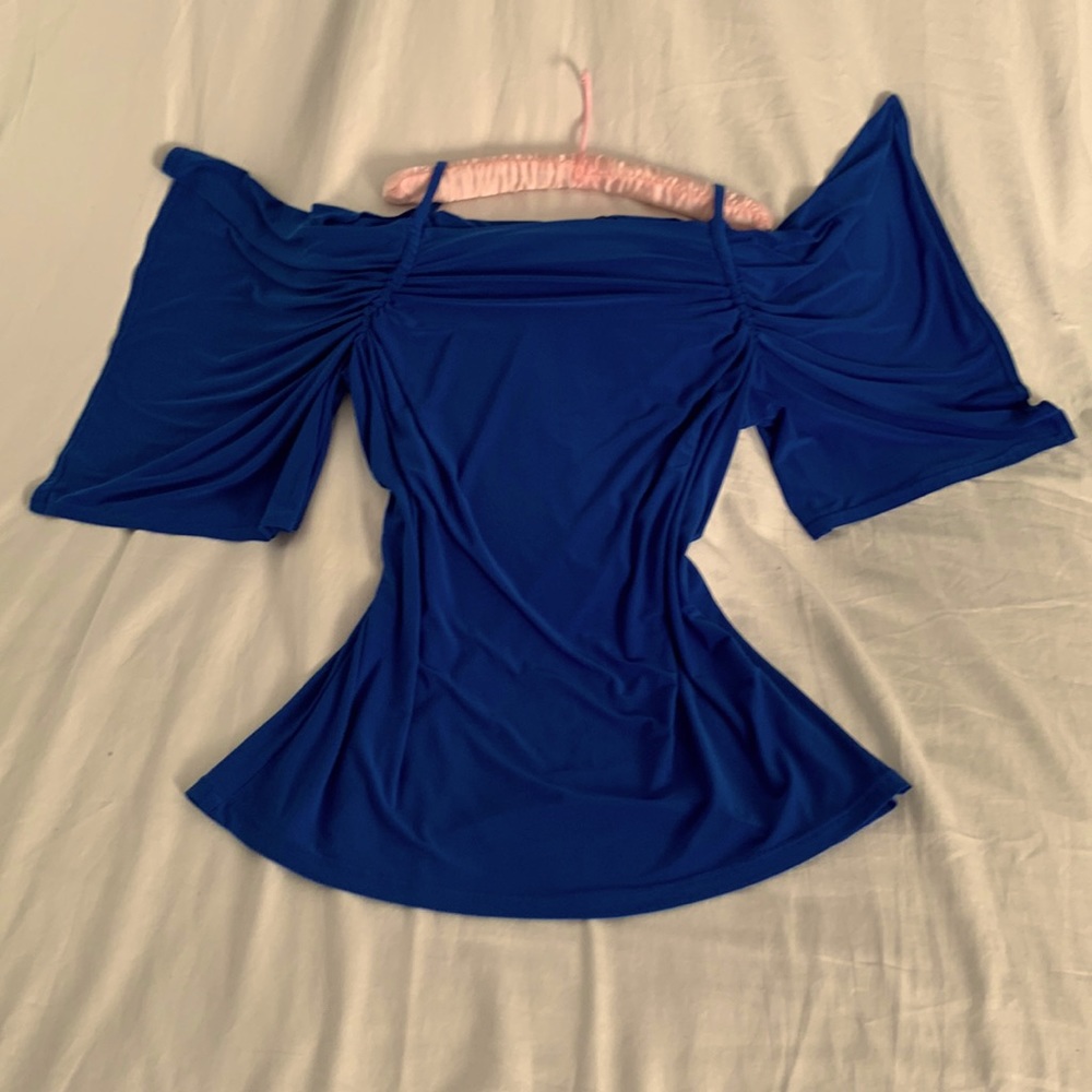 Royal Blue, cold shoulder, winged sleeve, size 1X. Top